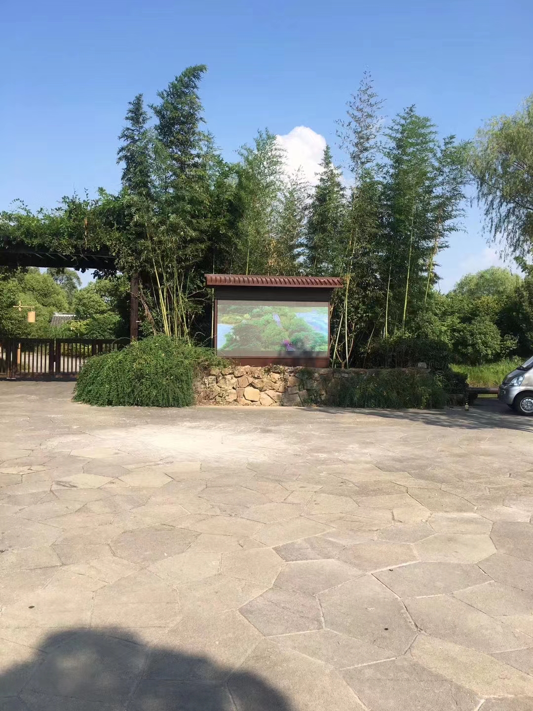 無錫梁鴻水利風(fēng)景區(qū)戶外全彩顯示屏